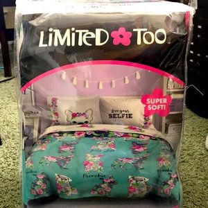 Cute Frenchie & Pug Twin Bed Set